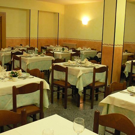 Hotel Mario San Benedetto del Tronto Esterno foto