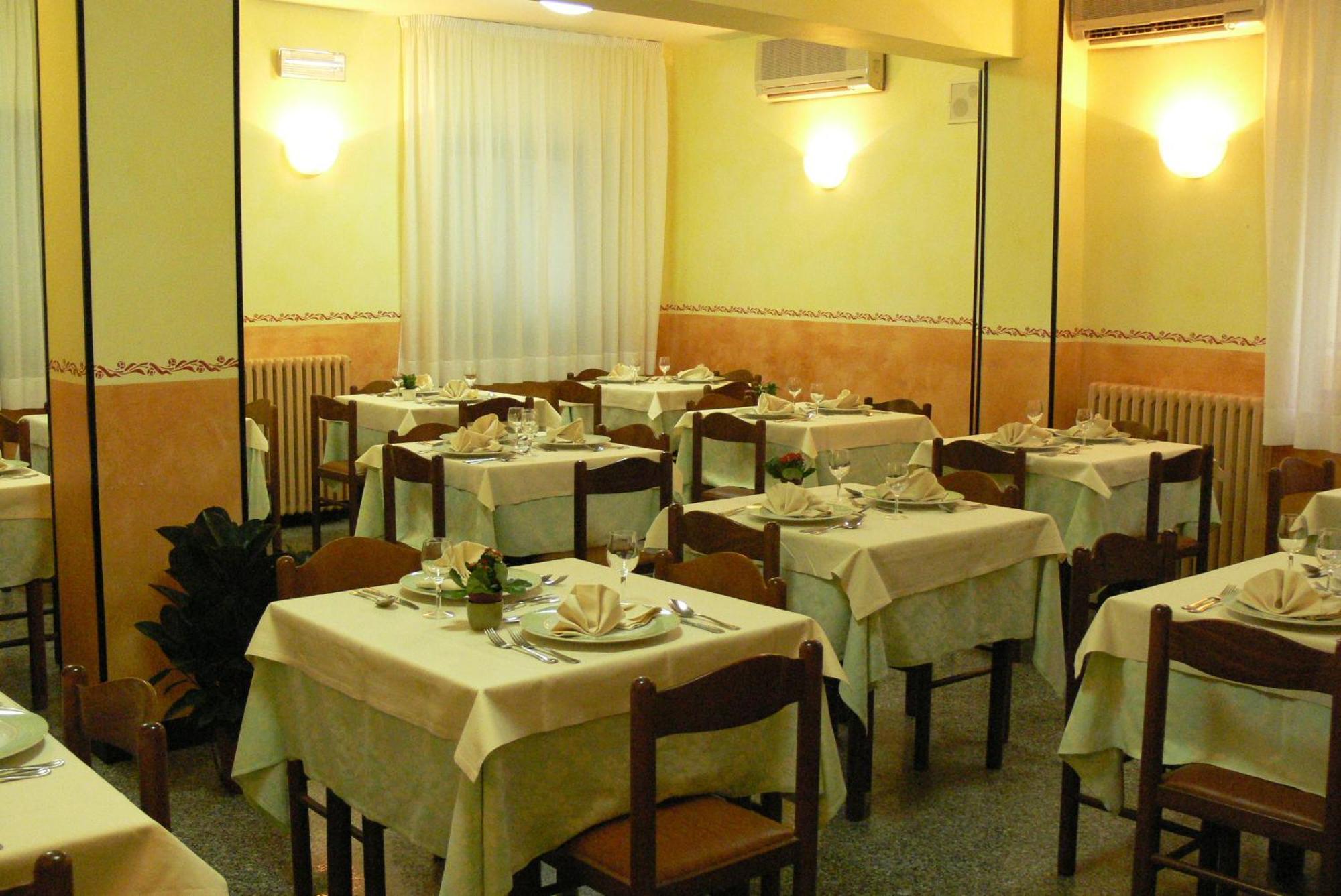 Hotel Mario San Benedetto del Tronto Esterno foto