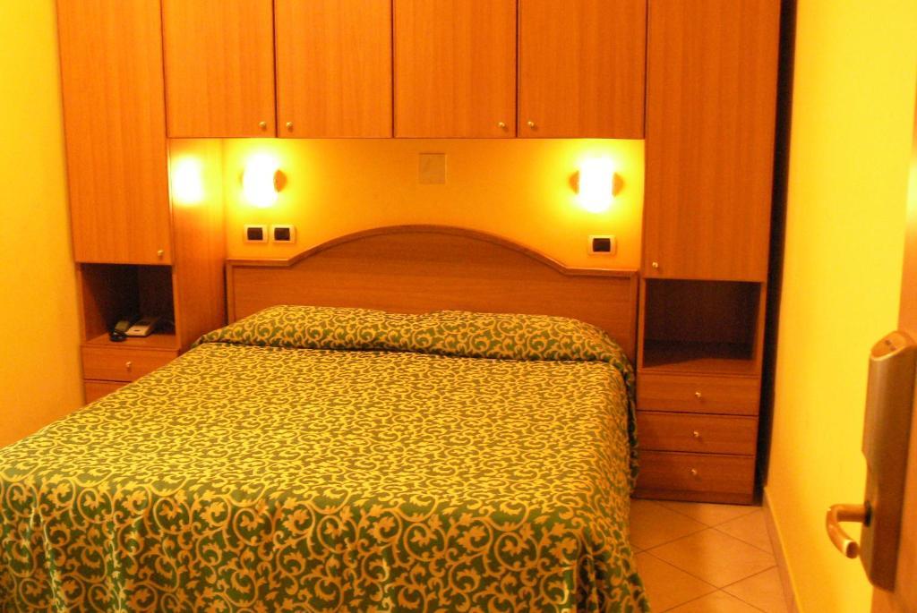Hotel Mario San Benedetto del Tronto Camera foto